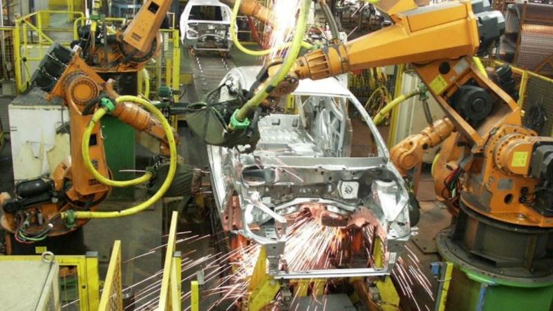 UK industrial production up 0.8% in June