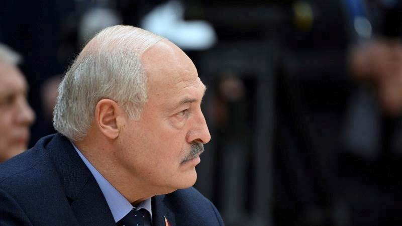 Lukashenko convenes meeting on Belarus-Ukraine border situation