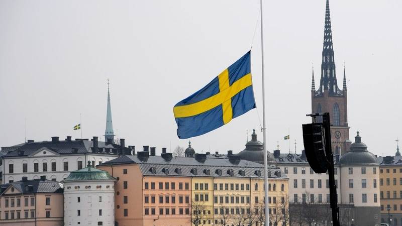 Sweden’s c. bank trims main interest rate to 3.50%