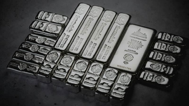 Silver surges over 1.5%, Fed’s Powell in limelight