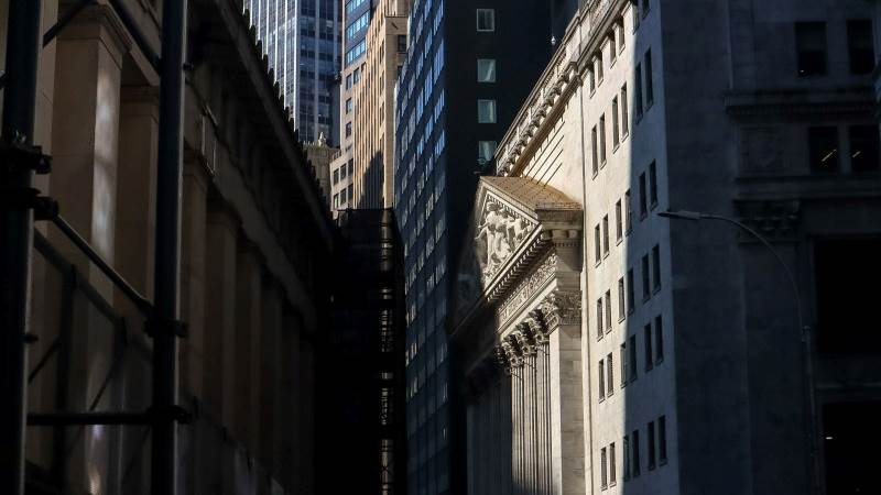 Wall Street higher at open ahead of Powell’s address