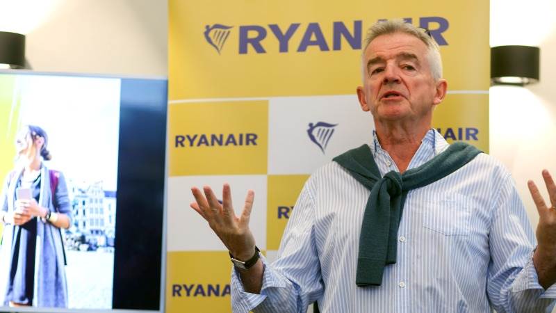 Ryanair blames Boeing delays for ticket sales losses