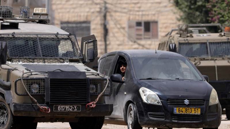 Israeli army imposes curfew in Jenin’s neighborhood