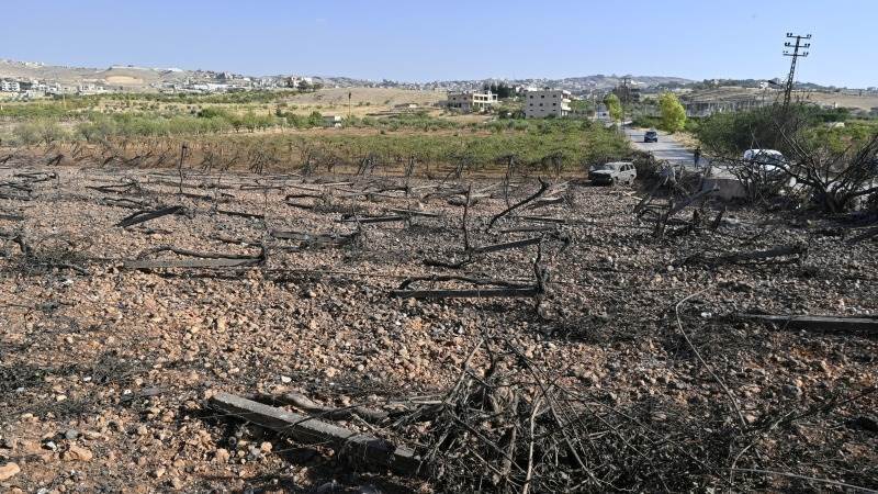 Israeli army strikes Hezbollah ‘military infrastructures’