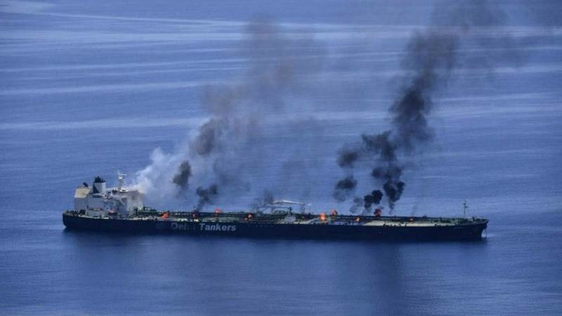 Houthis allegedly agree to truce to aid damaged oil tanker