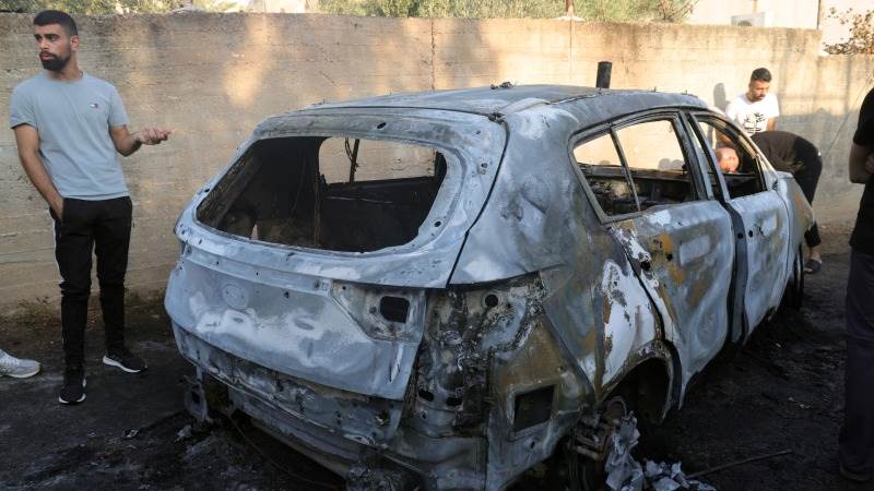 Israel says it killed 2 in West Bank amid car blasts