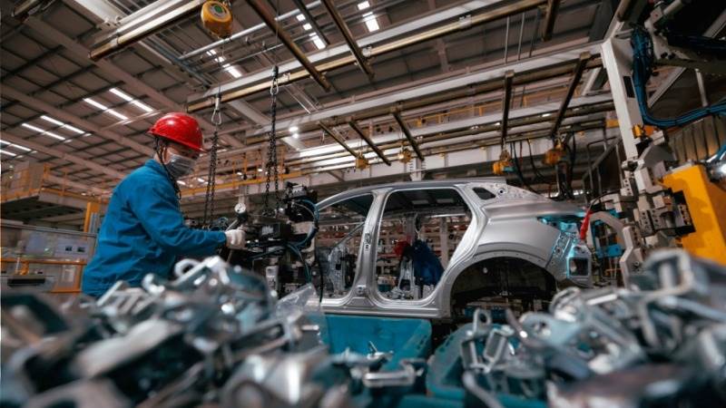 China’s manufacturing PMI rises to 50.4 in August