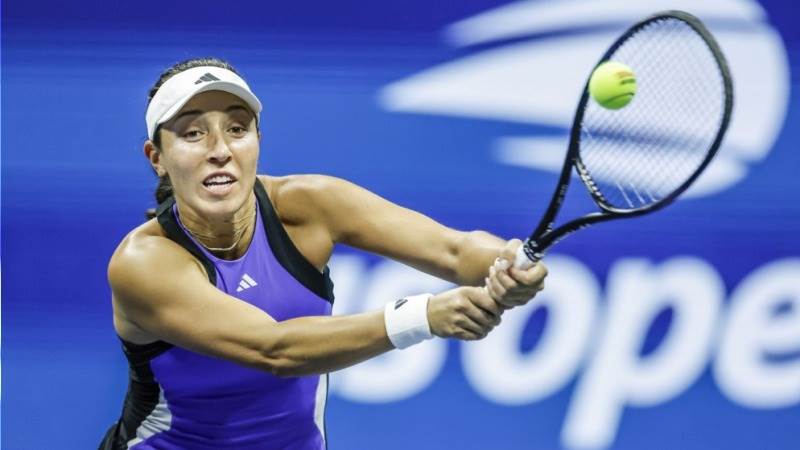 Pegula upsets Swiatek to reach US Open semifinal