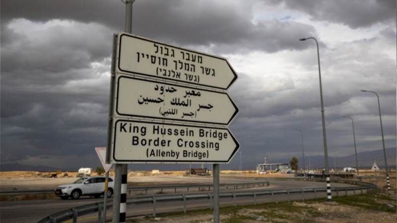 3 wounded in shooting near Israel-Jordan border