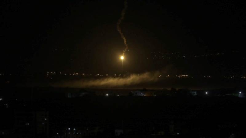 Explosions sound in Syria amid possible Israeli strike