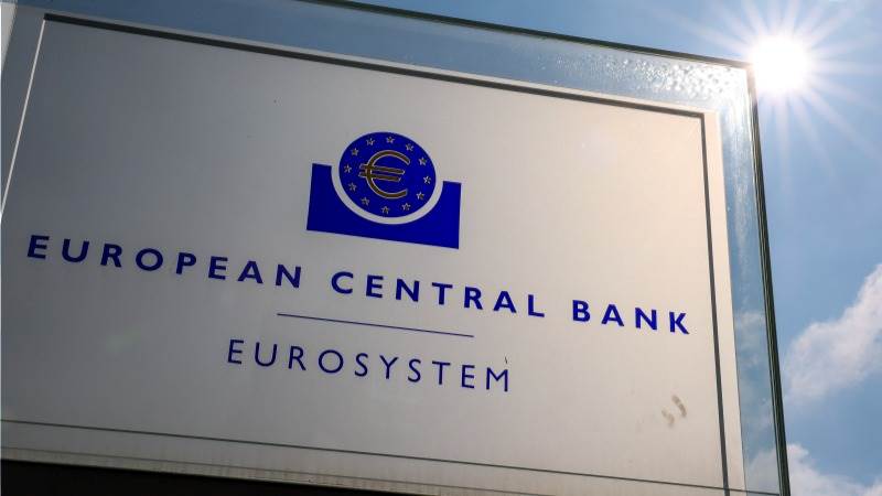 Fitch: Euro area c. banks ‘face prolonged losses’