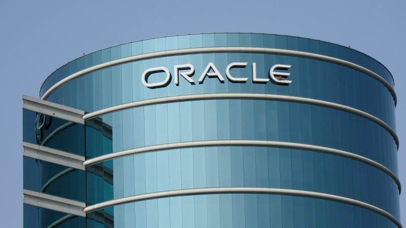 Oracle soars 14% after earnings, AWS partnership