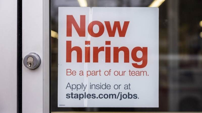 US initial jobless claims up by 2,000 to 230,000