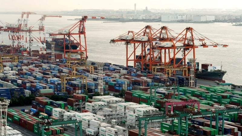 Japan’s trade deficit at ¥695.3B in August