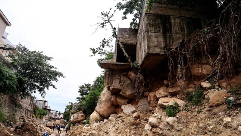 Hurricane John makes landfall in Mexico