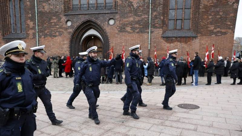 Danish police probe two blasts near the Israeli embassy