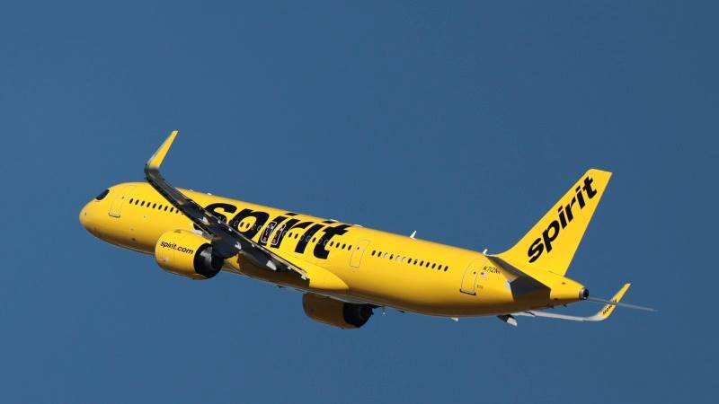 Spirit Airlines dips 37% after rumors of bankruptcy filing