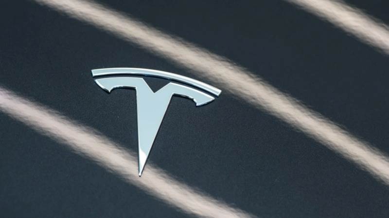 NHTSA probes 2.4M Tesla vehicles with FSD system