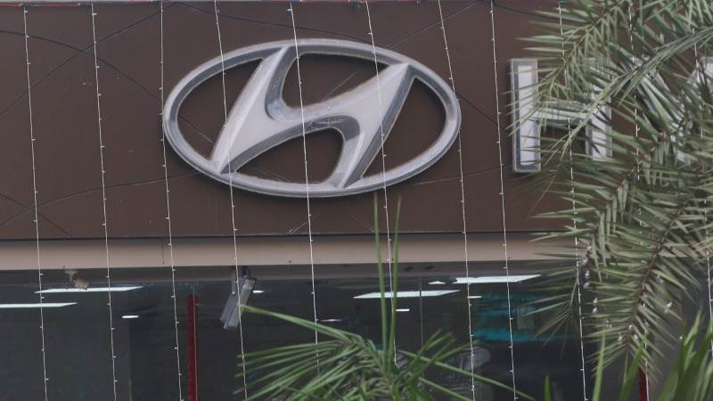 Hyundai Motor India tumbles 4% following $3.3B IPO