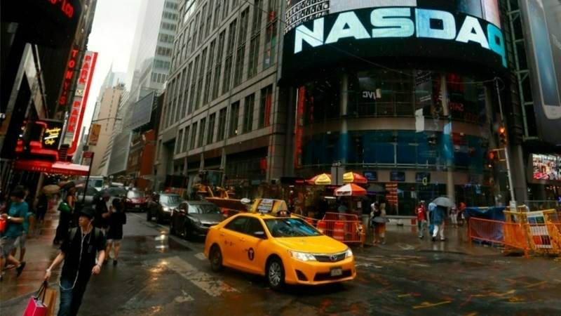 Nasdaq 100 hits new all-time high on earnings aftermath