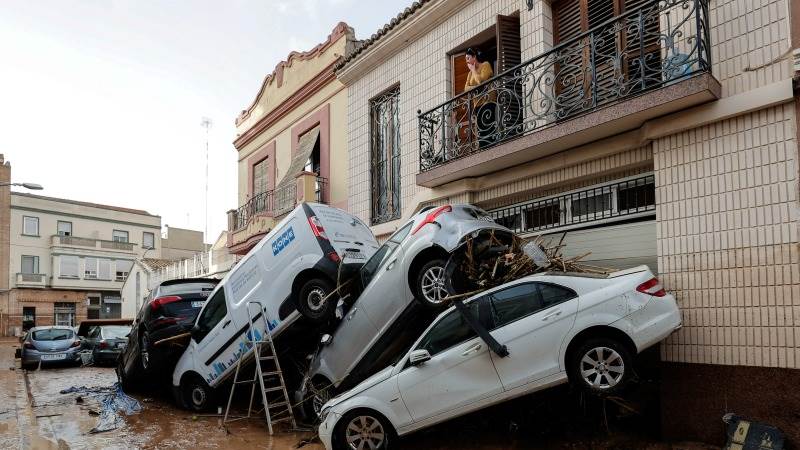 Death toll from floods in Spain rises to 104