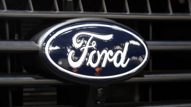 Ford to temporarily pause F-150 Lightning production