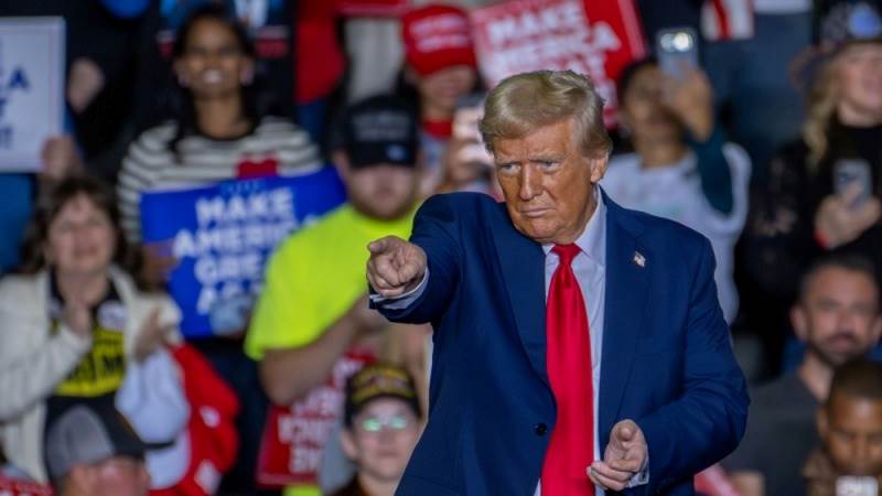 Trump: Biden, Harris have driven economy off a cliff