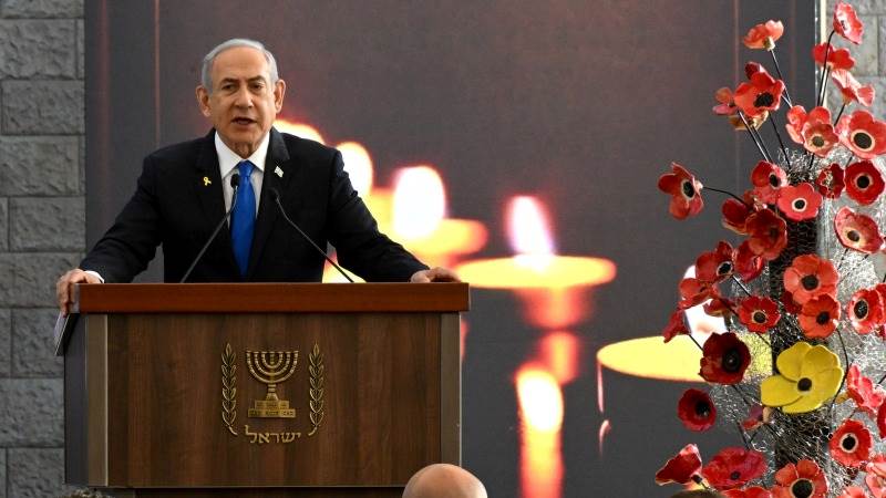 Netanyahu visits Lebanese border