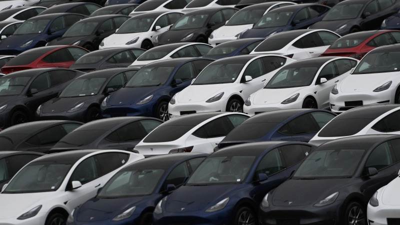 UK car registrations fall 6% to 144,288 in October