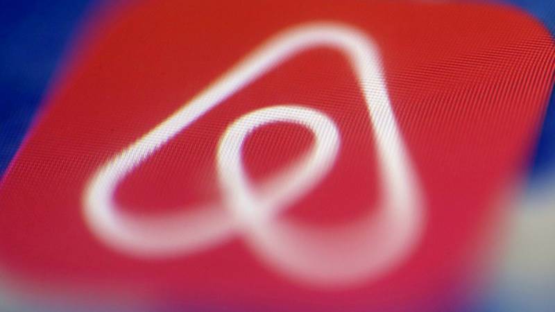 Airbnb’s Q3 revenue up 10% to $3.7B