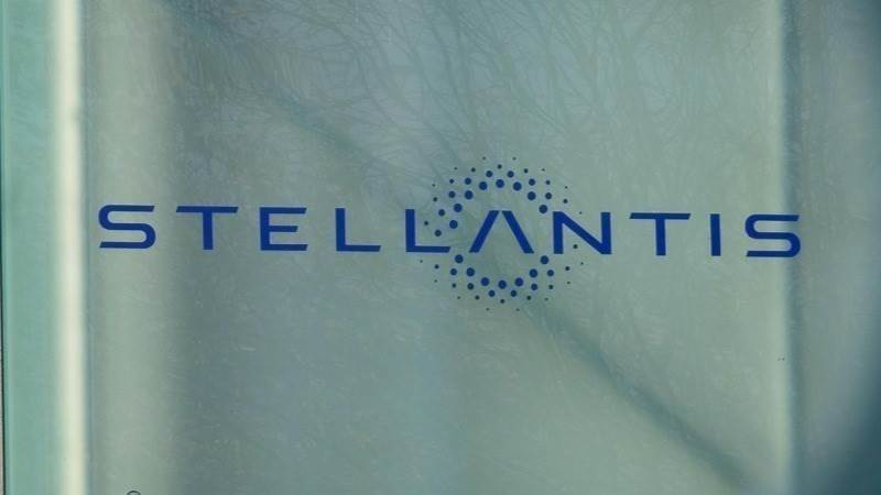 Stellantis cuts 400 jobs at Detroit plant