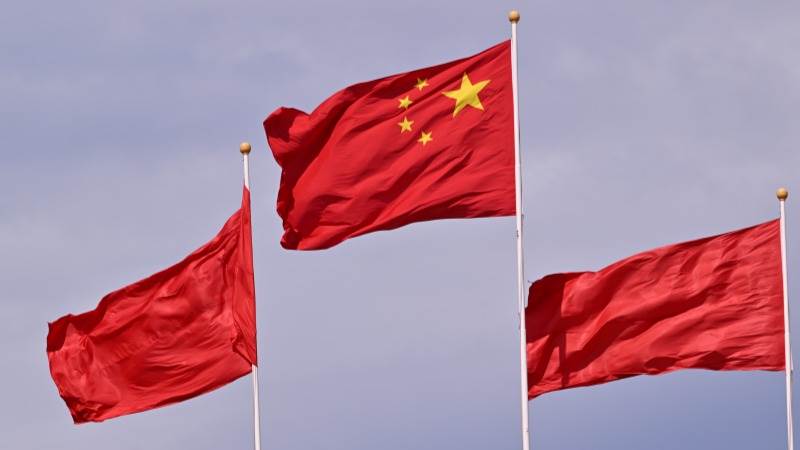 China said to hold meeting on economic woes