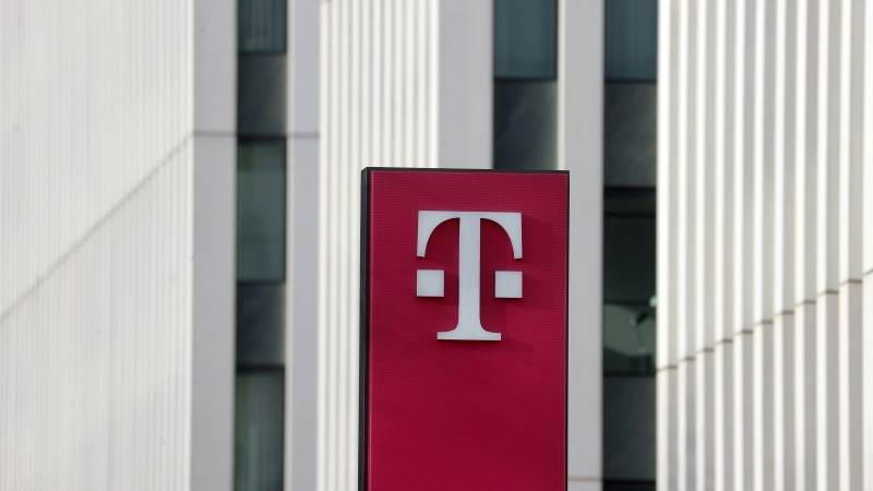 Deutsche Telekom’s Q3 revenue up by 3.4% to €27.6B