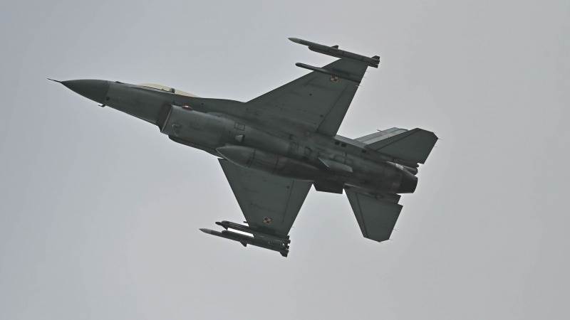 Poland scrambles jets amid ‘massive’ Russian strikes in Ukraine