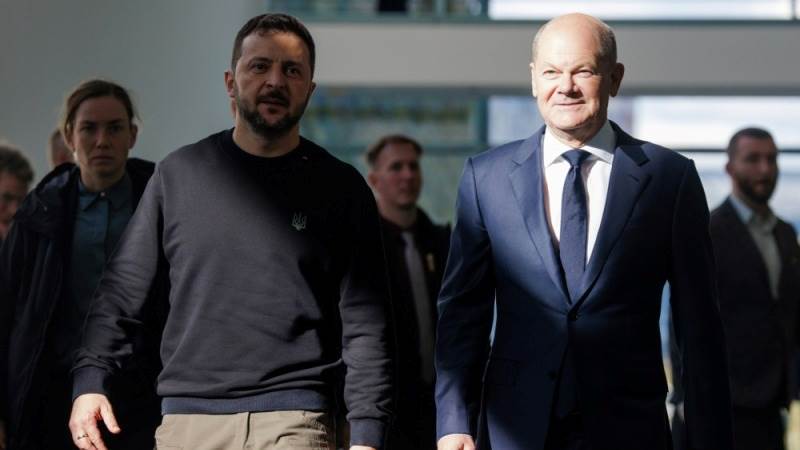 Zelensky, Scholz discuss enhanced support for Ukraine