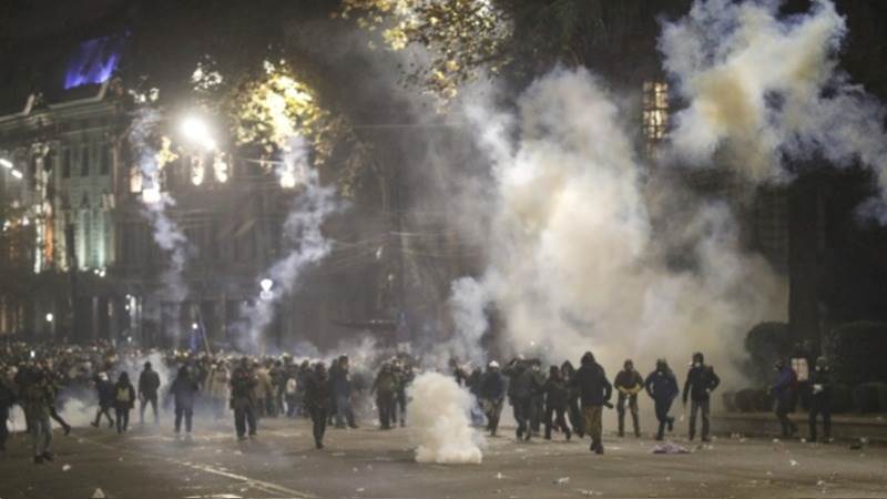 Pro-EU protests in Georgia dispersed by special forces