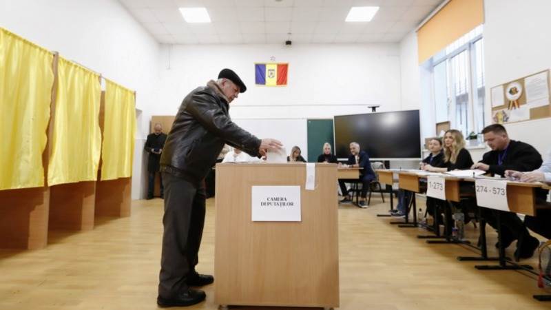 Romania’s ruling party leads in legislative election