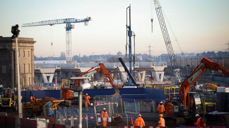 UK’s construction activity rises in November