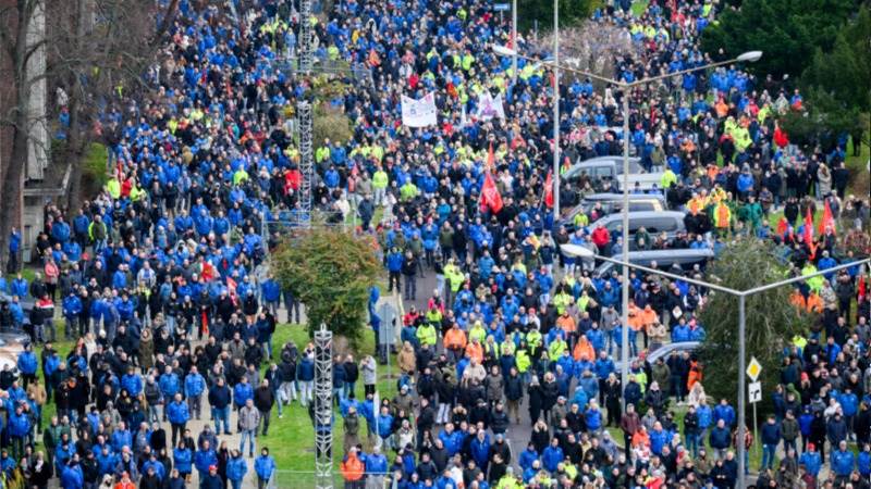 Second nationwide strike at VW in Germany on Dec. 9