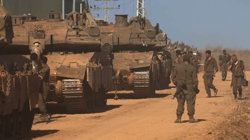 Israel targets Hezbollah weapon transfer routes