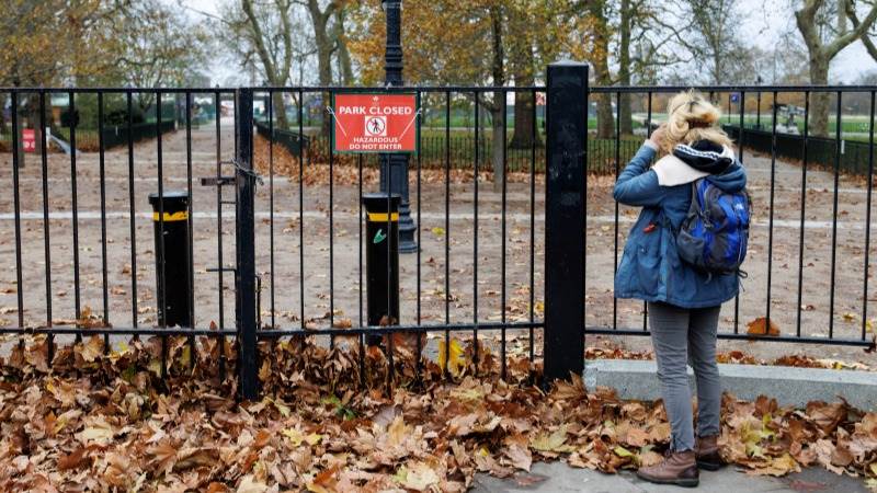 Red weather alarm issued in UK