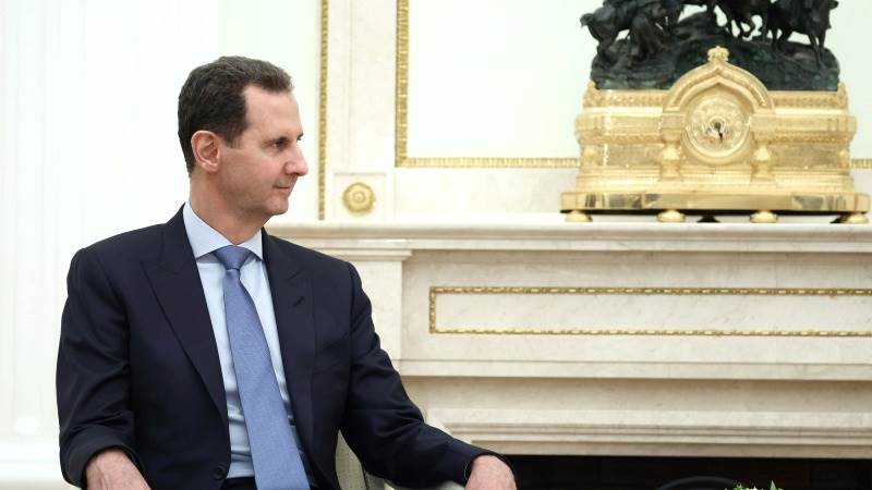 Egypt, Jordan said to urge Assad to leave Syria