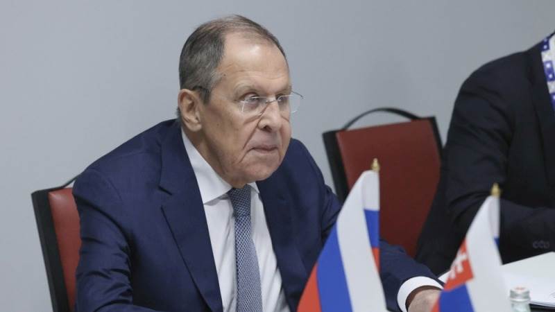 Lavrov: Russia boosts military aid to Syria