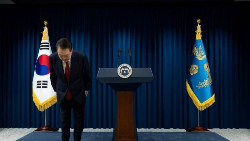 S. Korea imposes travel ban on President Yoon