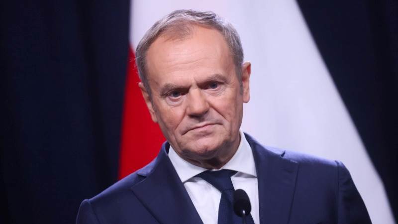 Tusk says he will discuss Trump with Macron