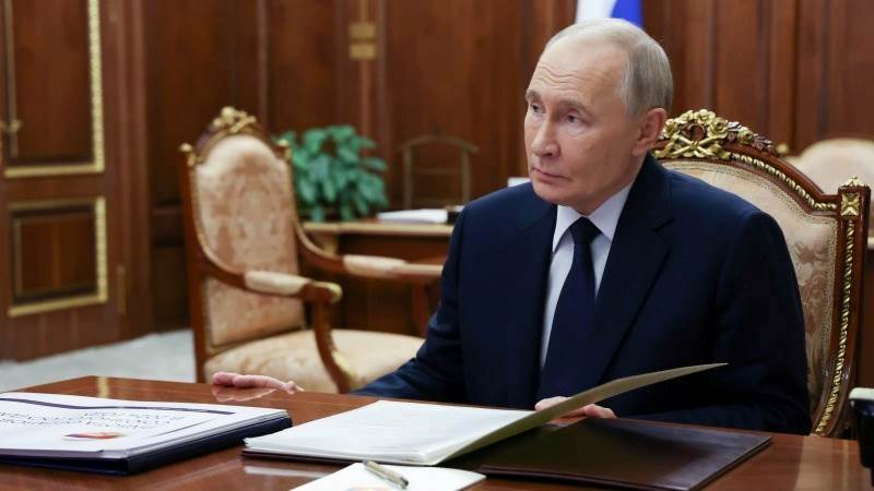 Putin stresses geopolitical alignment with Islamic nations