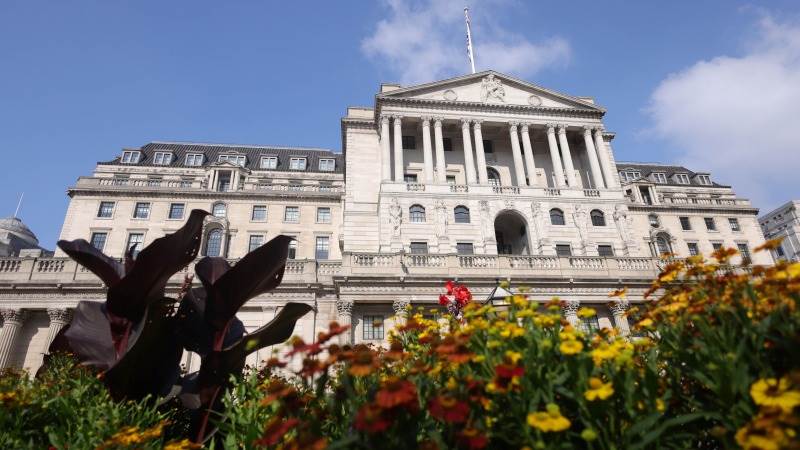 BoE keeps interest rate unchanged at 4.75%