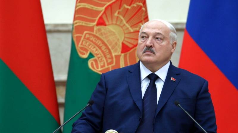 Lukashenko registers as candidate for presidential election