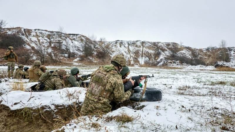 Russia destroys Ukrainian ammunition hangar