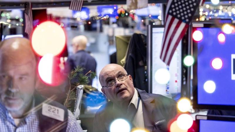 US mostly down premarket amid holiday trading